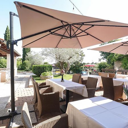 Casa Rustica Dva Baladura Apartments Kanfanar Bagian luar foto