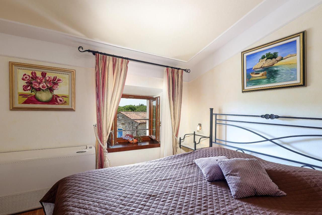 Casa Rustica Dva Baladura Apartments Kanfanar Bagian luar foto